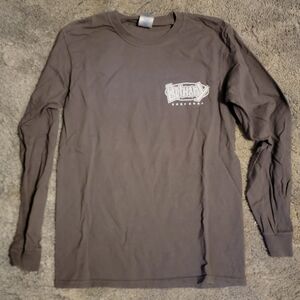 💜4/$20💜Bethany Surf Shop Dark Gray Long Sleeve Tee